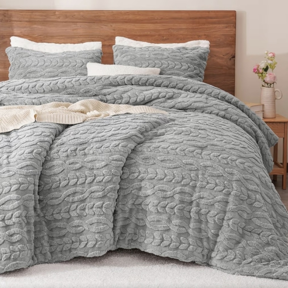 Elegant Gray Textured Bedding Set